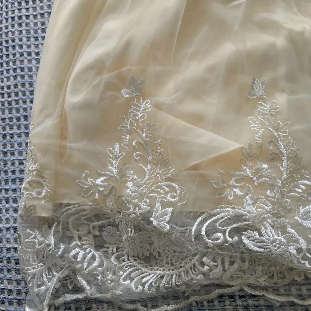 Ivory Floral Embroidered Formal Dress Girls 16/18 Junior S 3/4 Sleeve 45